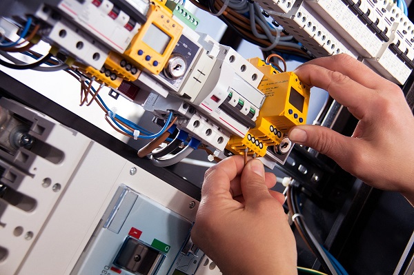 Installation électrique : comment sécuriser les câbles ?