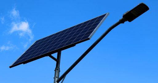 Pourquoi se tourner vers l’éclairage solaire pour les espaces publics ?