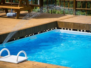 Comment réparer une fuite au niveau de la piscine ?
